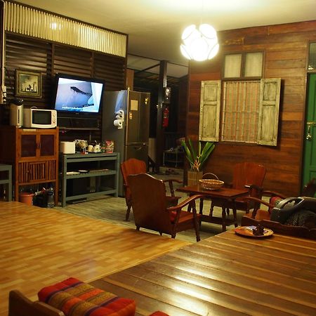 Chommuang Guest House Phra Nakhon Si Ayutthaya Dış mekan fotoğraf