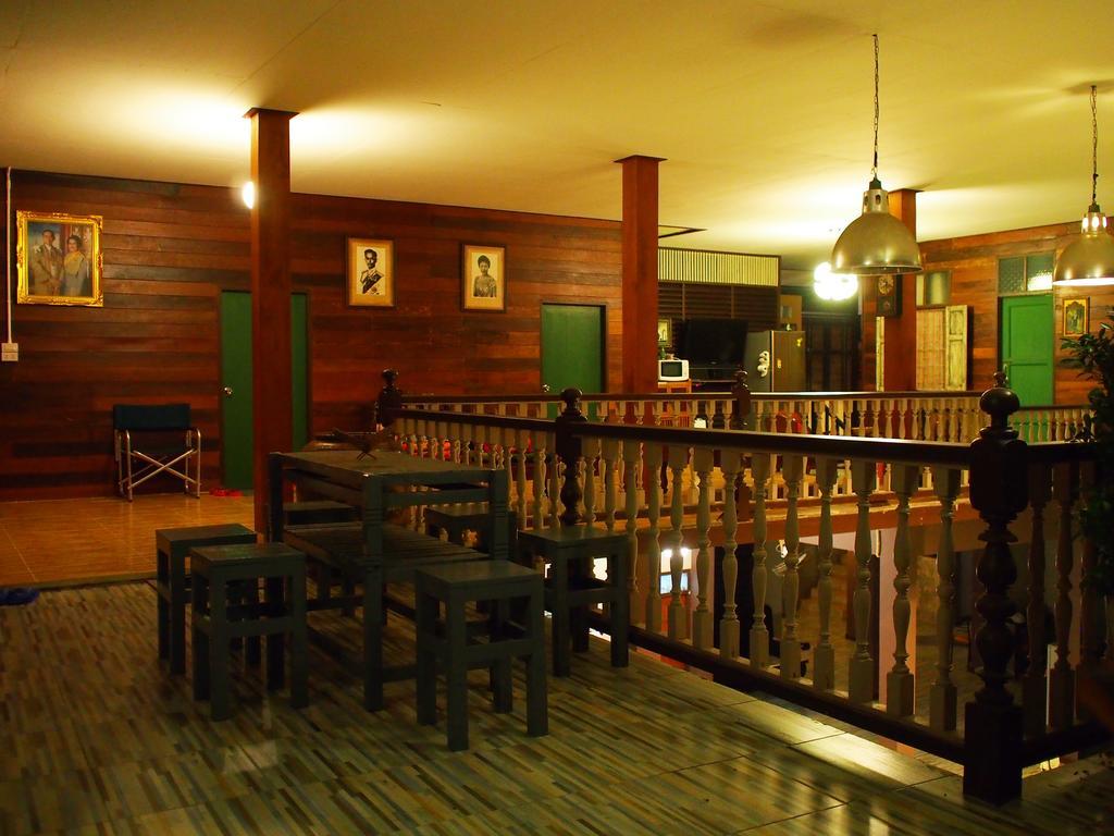 Chommuang Guest House Phra Nakhon Si Ayutthaya Dış mekan fotoğraf